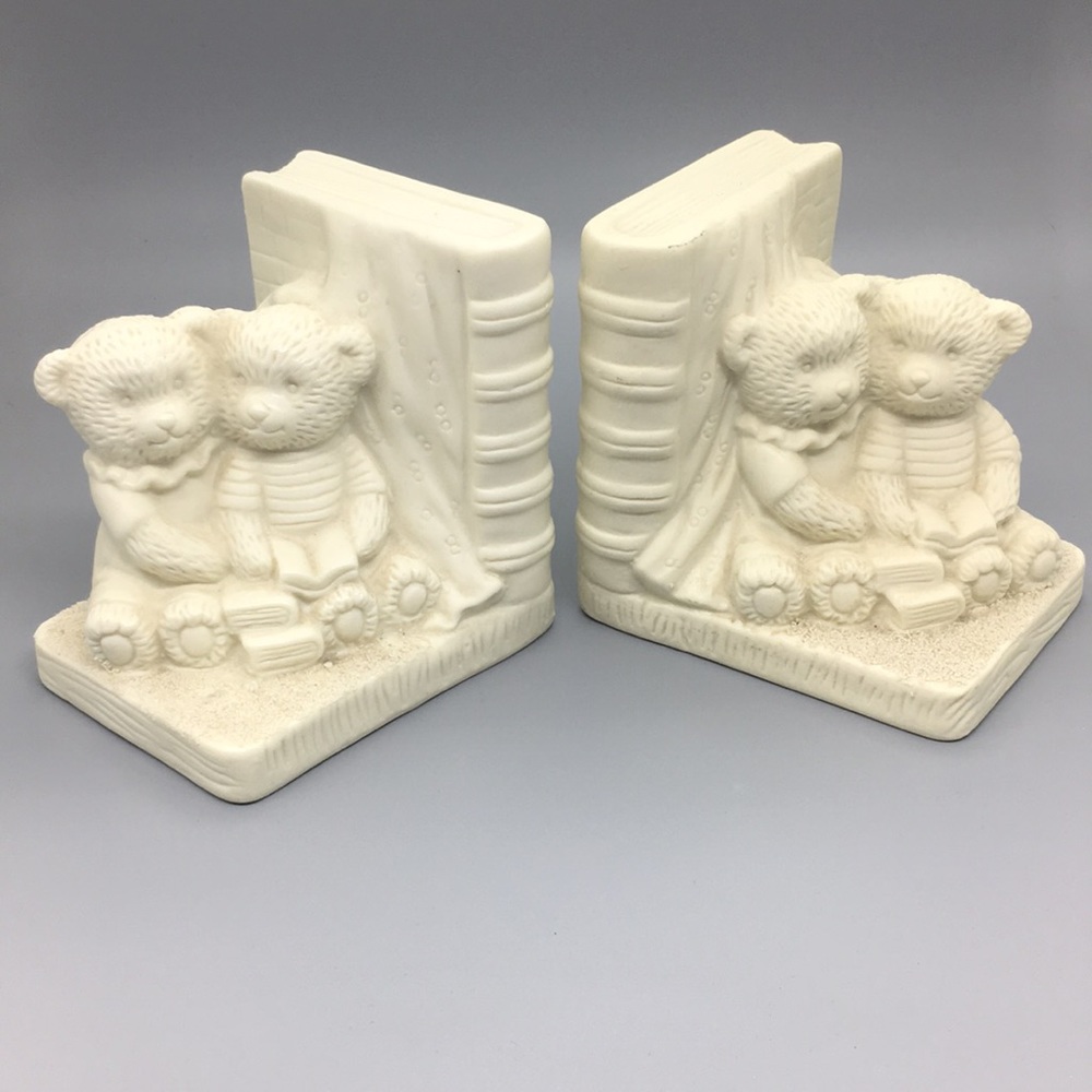 Teddy Bear Book Holders for Children’s Room